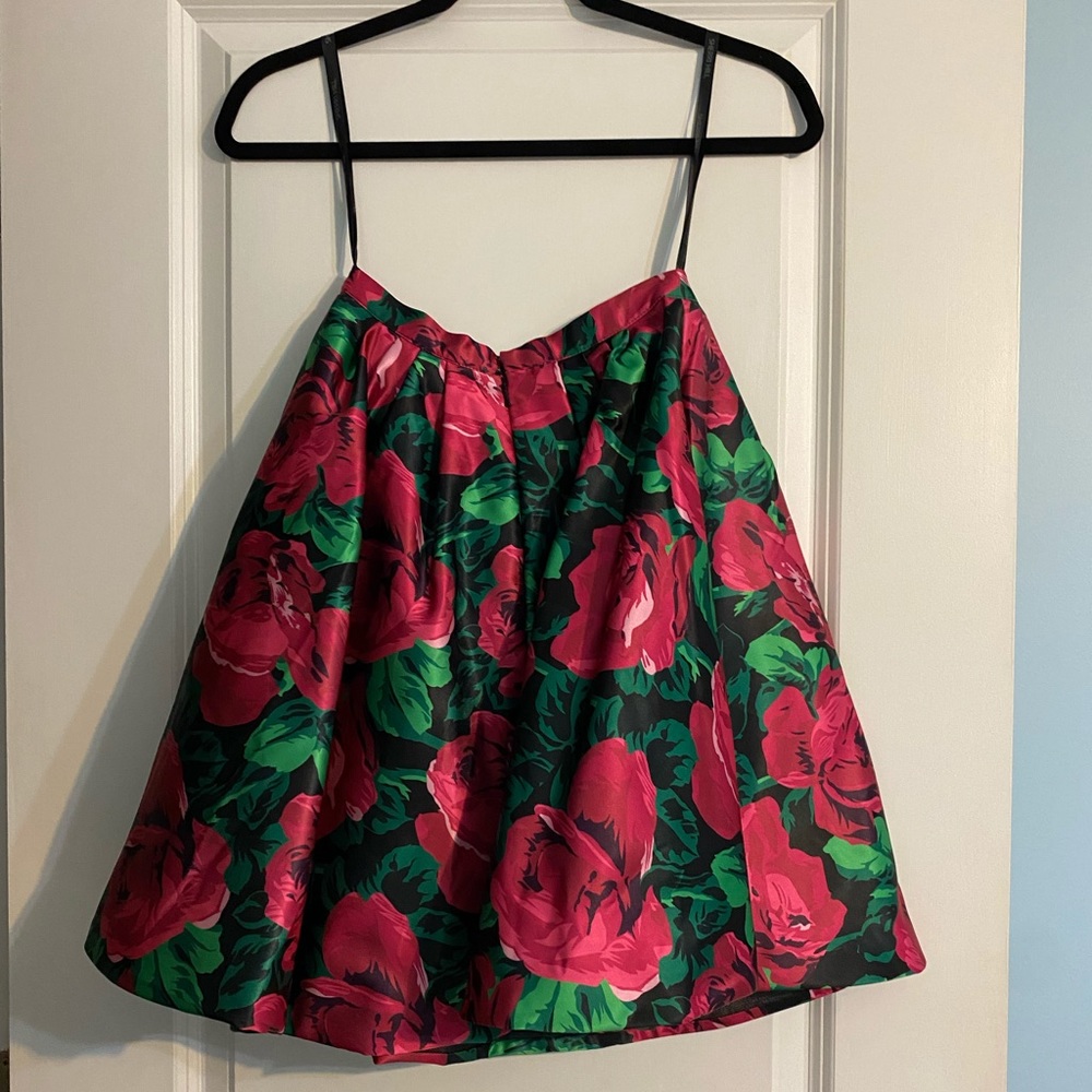 Sherri Hill Rose Crop Top Short Cocktail Dress Set - Picture 8 of 16